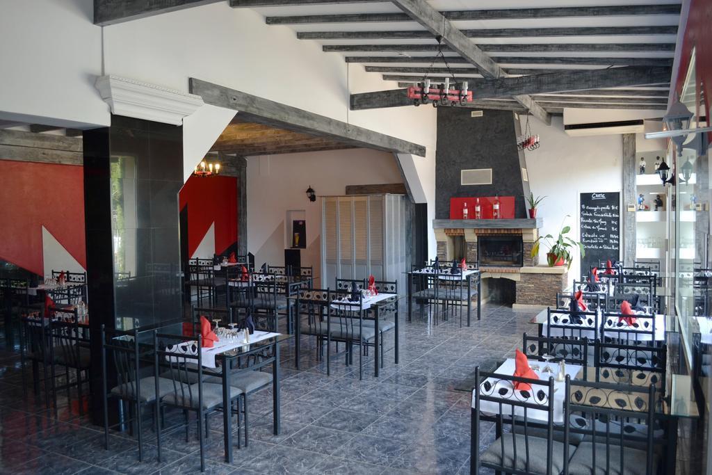 Relais 500 De Vienne Hotel Chonas-l'Amballan ภายนอก รูปภาพ
