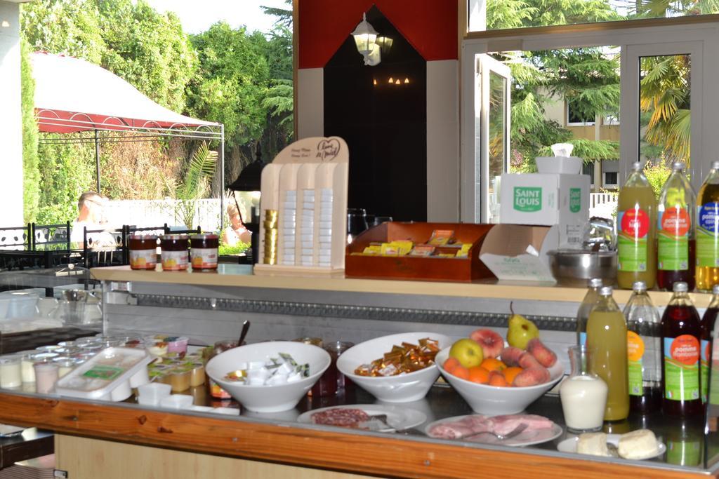 Relais 500 De Vienne Hotel Chonas-l'Amballan ภายนอก รูปภาพ