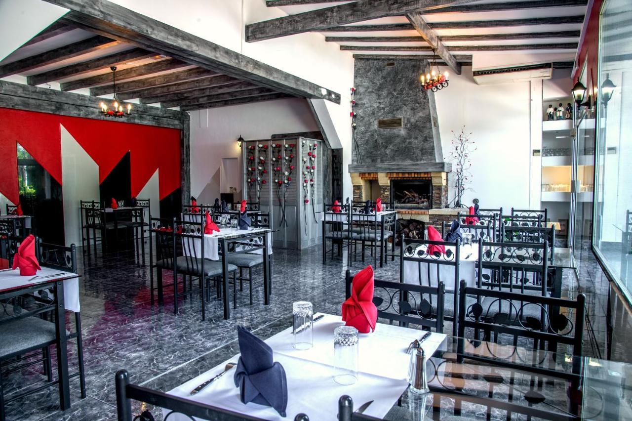 Relais 500 De Vienne Hotel Chonas-l'Amballan ภายนอก รูปภาพ